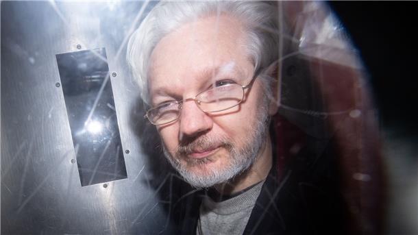 Medienhäuser fordern Verzicht auf Strafverfolgung Assanges Wikileaks-Gründer Julian Assange droht seit Jahren eine Auslieferung an die USA.