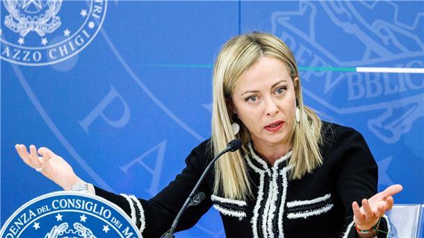 Migranten in Frankreich - Paris und Rom weiter im Zwist Will verhindern, dass sich noch Flüchtlinge und Migranten auf den Weg von Nordafrika in Richtung Süditalien machen: Giorgia Meloni.