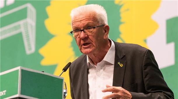 Bund-Länder-Streit über Finanzierung weiterer Entlastungen Winfried Kretschmann aus Baden-Württemberg warnt den Bund: Die Entlastungen dürften nicht zum großen Teil von den Bundesländern getragen werden.