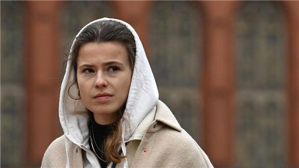 Aktivistin Neubauer: „Verurteilen Terror der Hamas scharf“ „Wir distanzieren uns von den antisemitischen Posts auf internationalen Kanälen nachdrücklich“, sagt Klimaaktivistin Luisa Neubauer im Namen von Fridays for Future Deutschland.