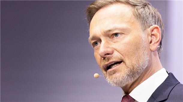 EU-Schuldenregeln: Frankreich mahnt Länder-Autonomie an „Wir können derzeit keine zusätzlichen Beiträge zum Haushalt der Europäischen Union zeichnen“, sagt Bundesfinanzminister Christian Lindner (FDP).