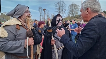 Wladimir Kaminer in Schierke zur traditionellen Walpurgisnacht mit Hexen und Teufeln.