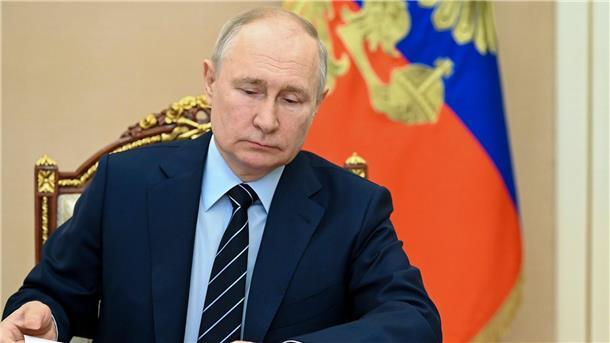 Wladimir Putin hat angedroht im Krieg gegen die Ukraine auch Streubomben verwenden zu wollen.