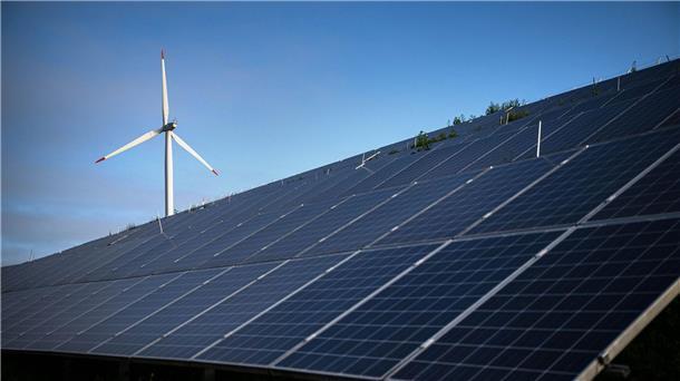 Solarausbau laut Umwelthilfe zu langsam „Wo bleibt das Deutschlandtempo bei der Solarenergie auf Dächern?“: DUH-Bundesgeschäftsführerin Barbara Metz (Symbolbild).