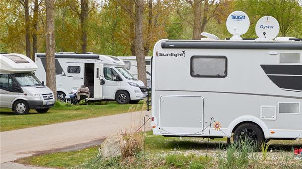 Campingurlaub wird erneut teurer Wohnwagen-Platz in Scharbeutz. Im europaweiten Vergleich liegt Deutschland mit seinem bundesweiten Schnitt von 27,52 Euro weiter im oberen Mittelfeld.