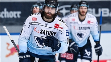 Wojciech Stachowiak ist einer der Schlüsselspieler beim ERC Ingolstadt.