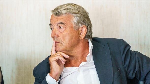 Wende in Sommermärchen-Prozess: Niersbach soll aussagen Wolfgang Niersbach soll am 30. Januar im Sommermärchen-Prozess als Zeuge aussagen.