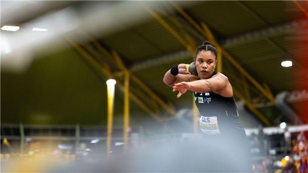 Gelassenheit statt Last: Ogunleye peilt Hallen-EM-Gold an Yemisi Ogunleye ist eine der größten deutschen Hoffnungen für die Hallen-EM in den Niederlanden.