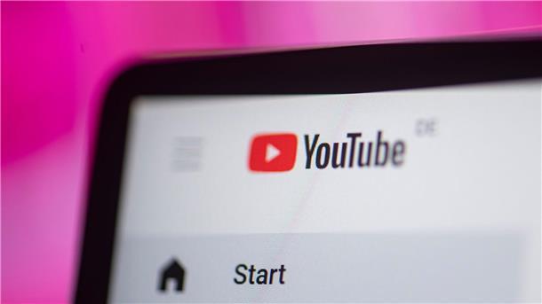 Youtube führt neue Nachrichten-Seite ein Yputube hat angekündigt, dass es seinen Nutzerinnen und Nutzern, Nachrichten bald gebündelt auf einer Seite angezeigen wird.