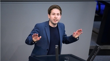„Ziel muss es sein, die Wohngemeinnützigkeit noch in diesem Jahr zu reaktivieren“, sagt Kevin Kühnert (SPD).