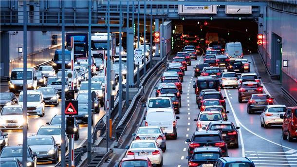 Expertenrat: Umweltkrisen gefährden die Gesundheit Zu den größten Verursachern der Feinstaubbelastungen gehört der Verkehr.