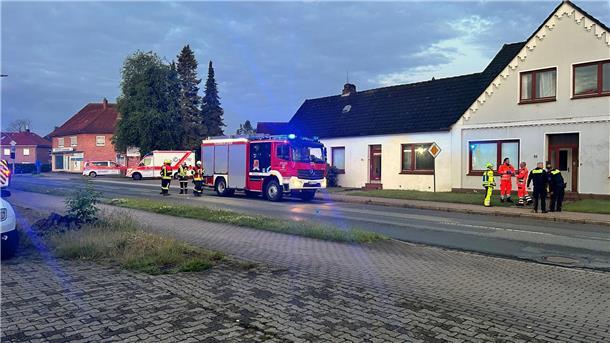 Zu einem vermuteten Gasaustritt wurden Polizei, Feuerwehr und Rettungsdienst am frühen Montagmorgen in die Kivinanstraße gerufen. Das Ganze erwies sich jedoch als Fehlalarm. 