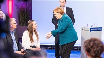 Angela Merkel beim Bürgerdialog in Bremerhaven.
