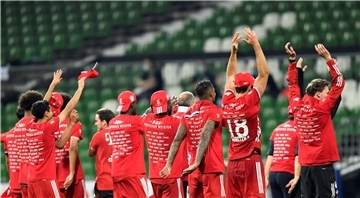 Zum achten Mal in Folge ist der FC Bayern München Deutscher Fußball-Meister.