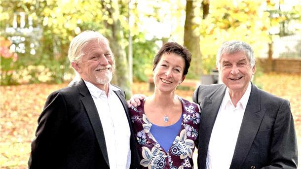 Das Bremerhavener Rezitatoren-Trio (von links) Martin Kemner, Susanne Schwan und Dirk Böttger knöpft sich Johann Wolfgang von Goethe vor