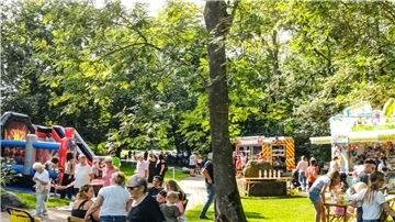 Zum zehnjährigen Bestehen des Bürgervereins Amtsgarten Dorum hatten die Ehrenamtlichen zu einem Sommerfest in den Park eingeladen.