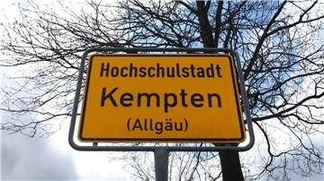 Zwei junge Syrer haben Ermittlungen zufolge einen islamistischen Anschlag mit einem Sprengstoffgürtel geplant, einer von ihnen wohnte zuletzt in Kempten.