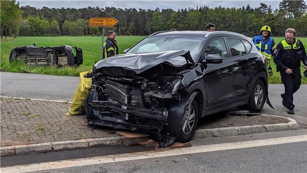 Schwerer Unfall in Hagen: Drei Verletzte nach Kollision Zwei schwerbeschädigte Fahrzeuge und drei Verletzte waren die Folge eines Unfalls in Hagen.