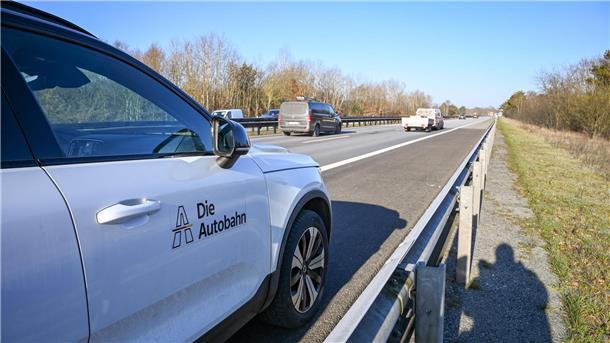 Autos auf einer Autobahn